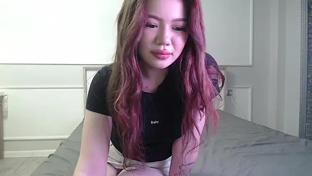 yunajin1 online show from 16, 6, 2026