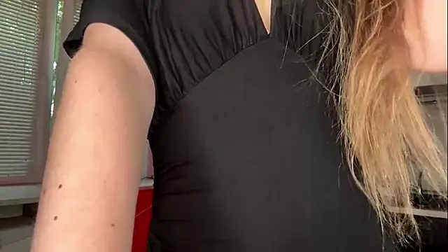 Annaeyes online show from 17, 6, 2026