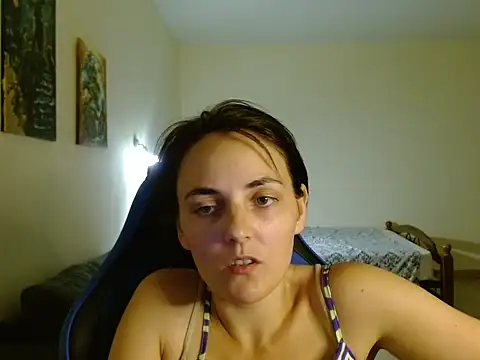 OliviaTheS online show from 7, 7, 2026