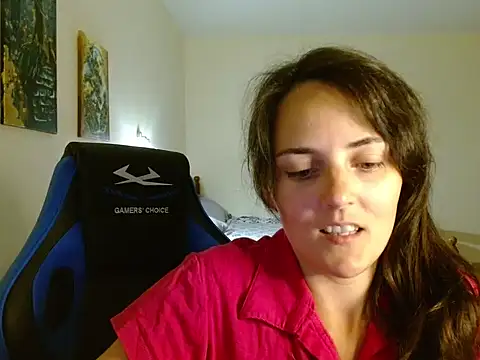 OliviaTheS online show from 25, 7, 2026
