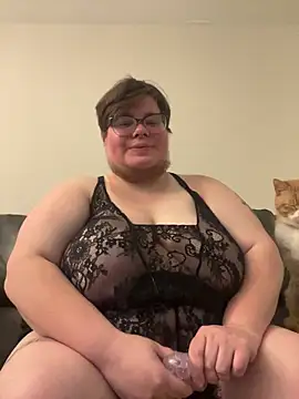femboyphoenix online show from 12, 6, 2026