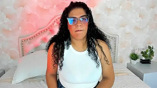 Snapshot of Elizabeth_Woodsl chatting on 15, 6, 2026 Elizabeth Woodsl online show from 15, 6, 2026