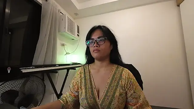 Snapshot of MysticMara chatting on 13, 6, 2026 MysticMara online show from 13, 6, 2026