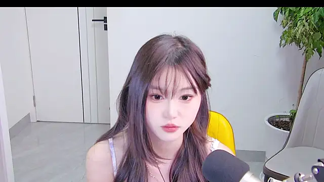 Snapshot of Zhaoqing111 chatting on 15, 6, 2026 Zhaoqing111 online show from 15, 6, 2026