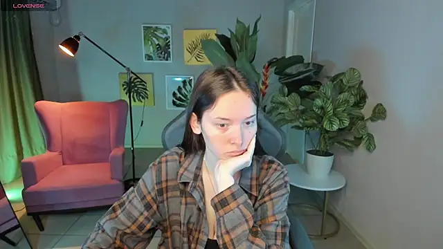 Eva Leeee online show from 29, 6, 2026