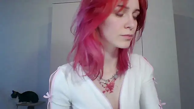 Snapshot of KayleneWesterberg chatting on 19, 6, 2026 KayleneWesterberg online show from 19, 6, 2026