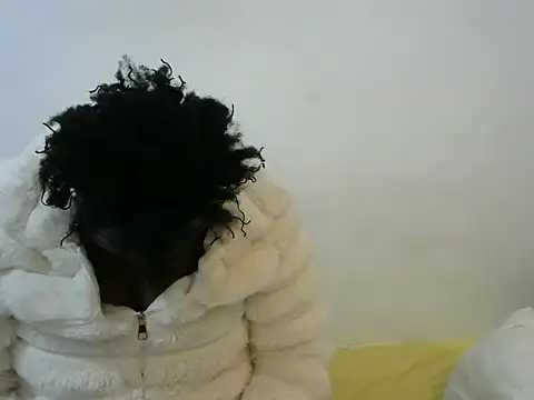 Curvy lizy online show from 18, 7, 2026