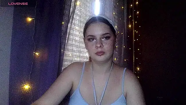 Snapshot of dakota_charm_ chatting on 27, 6, 2026 dakota charm online show from 27, 6, 2026