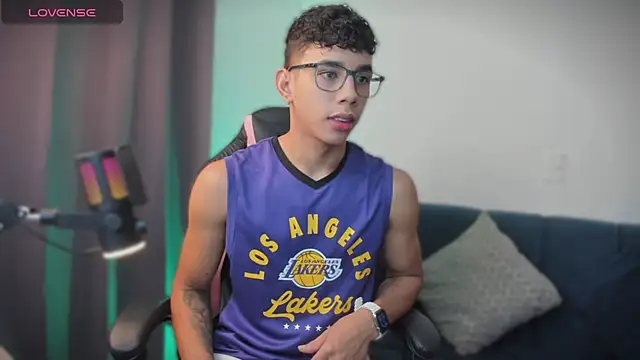 andy cute22 online show from 18, 7, 2026