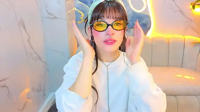 Lily Tx online show from 14, 7, 2026