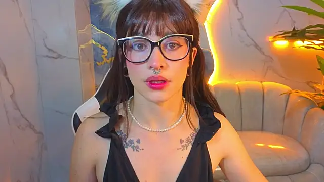 Snapshot of Lily_Tx chatting on 16, 6, 2026 Lily Tx online show from 16, 6, 2026