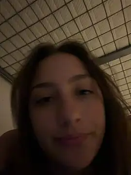 Snapshot of Violet_Velvet chatting on 25, 6, 2026 Violet Velvet online show from 25, 6, 2026