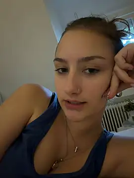 Snapshot of Violet_Velvet chatting on 13, 7, 2026 Violet Velvet online show from 13, 7, 2026