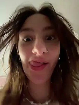 Snapshot of Violet_Velvet chatting on 18, 6, 2026 Violet Velvet online show from 18, 6, 2026