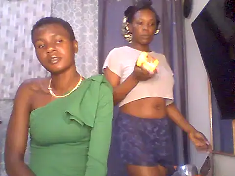 Ladysweetness23 online show from 12, 7, 2026