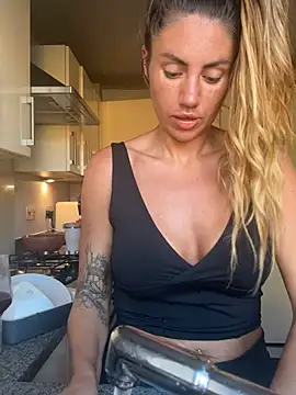 Snapshot of KaceySouthX chatting on 3, 7, 2026 KaceySouthX online show from 3, 7, 2026