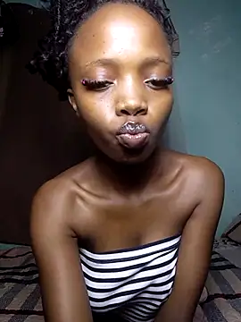 Sexyie lynne online show from 24, 7, 2026
