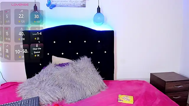Hadid honey online show from 3, 8, 2026