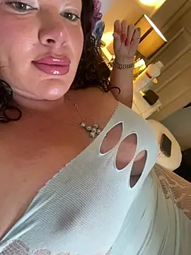 Mayaa xx  online show from 30, 6, 2026
