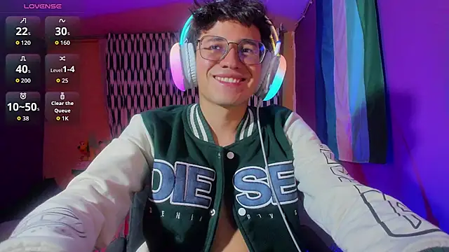 Angelito Twink online show from 14, 6, 2026