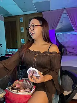 Cattleya Love online show from 22, 7, 2026