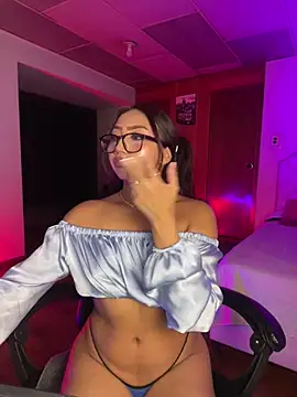 Cattleya Love online show from 15, 7, 2026