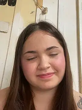 bella  hott online show from 31, 7, 2026
