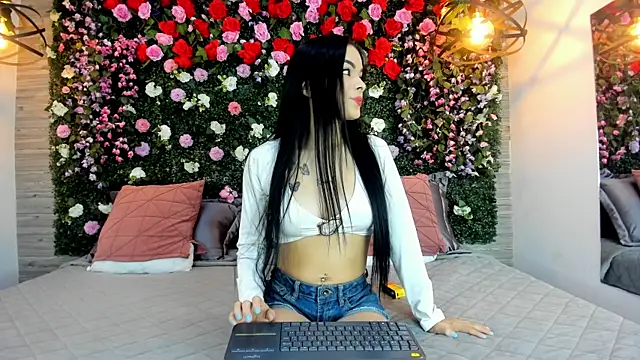BelaPoncee online show from 14, 6, 2026