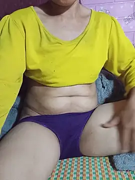 -BabyLove- online show from 18, 6, 2026