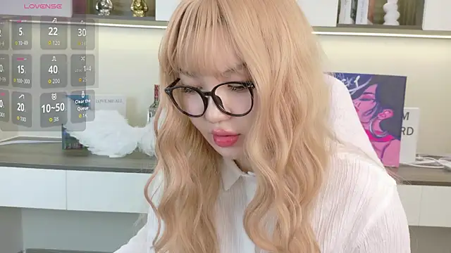 sakuraclover online show from 6, 7, 2026