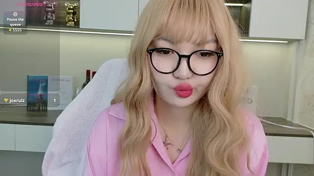 sakuraclover online show from 26, 6, 2026
