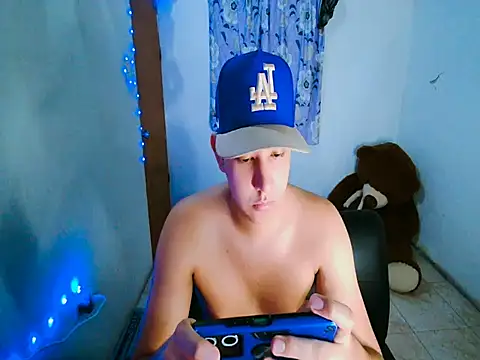 sweetboyxxx11 online show from 20, 6, 2026