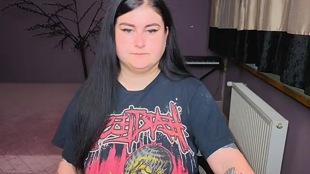 Snapshot of CessieBler chatting on 24, 6, 2026 CessieBler online show from 24, 6, 2026
