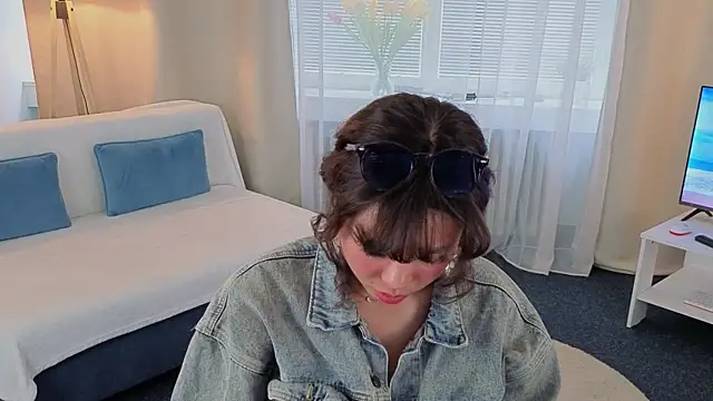 MyRebecca online show from 16, 6, 2026