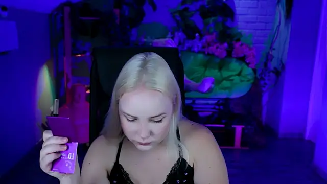 stellawatts online show from 24, 7, 2026