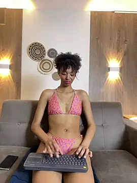 Snapshot of Kiara_Kamau_XXX chatting on 24, 7, 2026 Kiara Kamau XXX online show from 24, 7, 2026