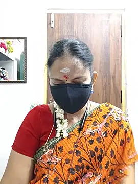 Snapshot of Tamil_white_beauty chatting on 16, 6, 2026 Tamil white beauty online show from 16, 6, 2026
