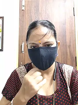 Snapshot of Tamil_white_beauty chatting on 14, 6, 2026 Tamil white beauty online show from 14, 6, 2026
