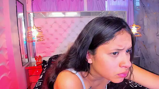 Snapshot of Tifanny-Val chatting on 27, 6, 2026 Tifanny-Val online show from 27, 6, 2026