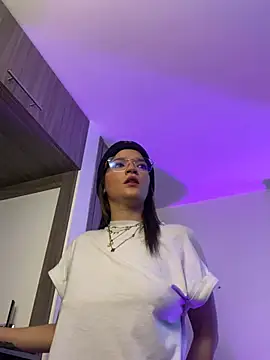 Snapshot of isajackson chatting on 21, 7, 2026 isajackson online show from 21, 7, 2026