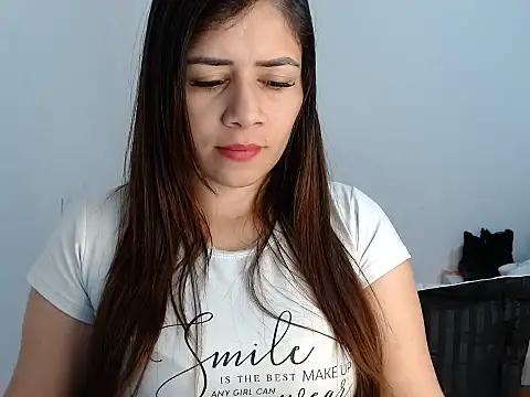 Luna zoe online show from 1, 7, 2026