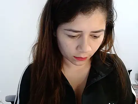 Luna zoe online show from 10, 7, 2026