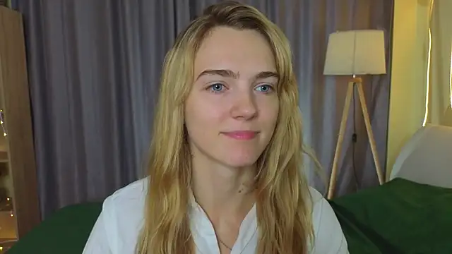 MarielRoloson online show from 4, 7, 2026