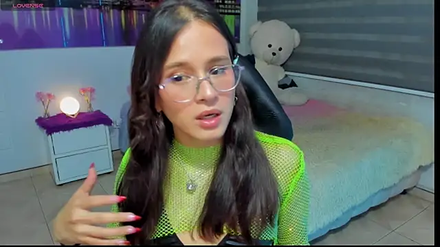 kumikoxxx online show from 17, 6, 2026