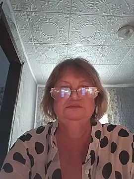 MilashkaCutie50 online show from 17, 6, 2026
