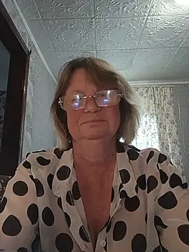 MilashkaCutie50 online show from 24, 7, 2026