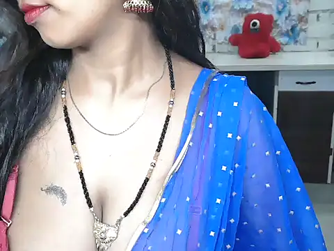 NottyMomo online show from 10, 7, 2026