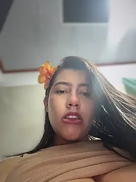 Saracalderon online show from 9, 7, 2026