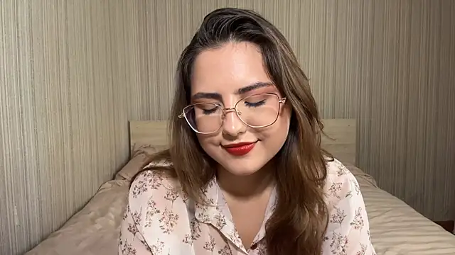 Mina Aston online show from 10, 7, 2026