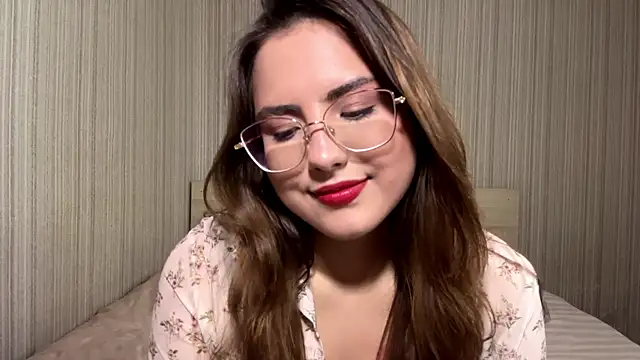 Mina Aston online show from 16, 7, 2026
